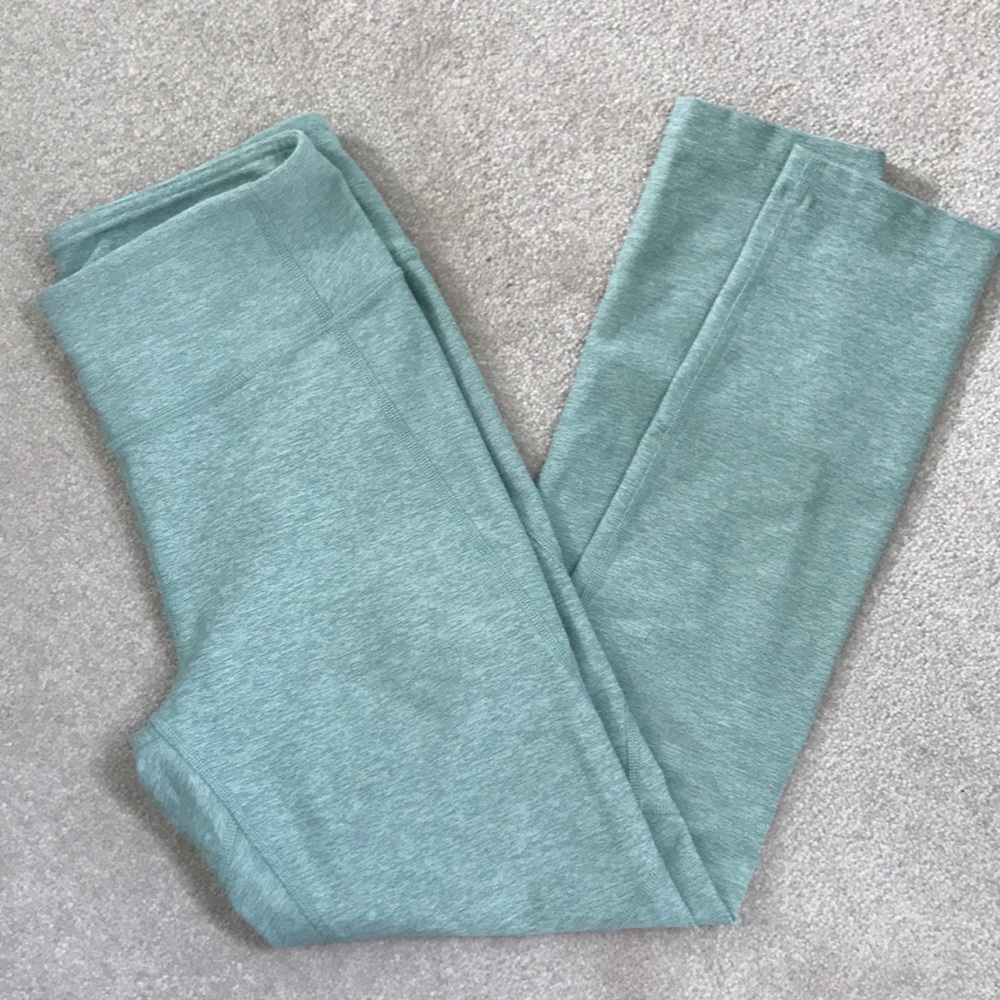 Outdoor Voices mint green 3/4 legging